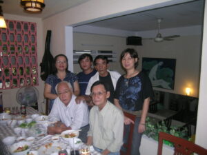 1 Nhóm Sáng Lập Trangh Web Hoangtocbichkhe.com Tiền Thân Của Trang Web NẾp NhÀ