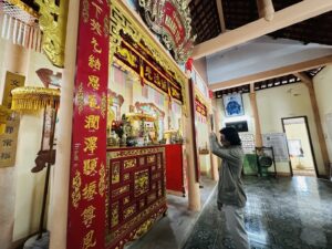 Hoang Nhat Nam Ve Lang